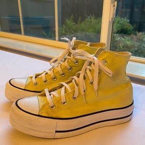 Yellow platform converse
